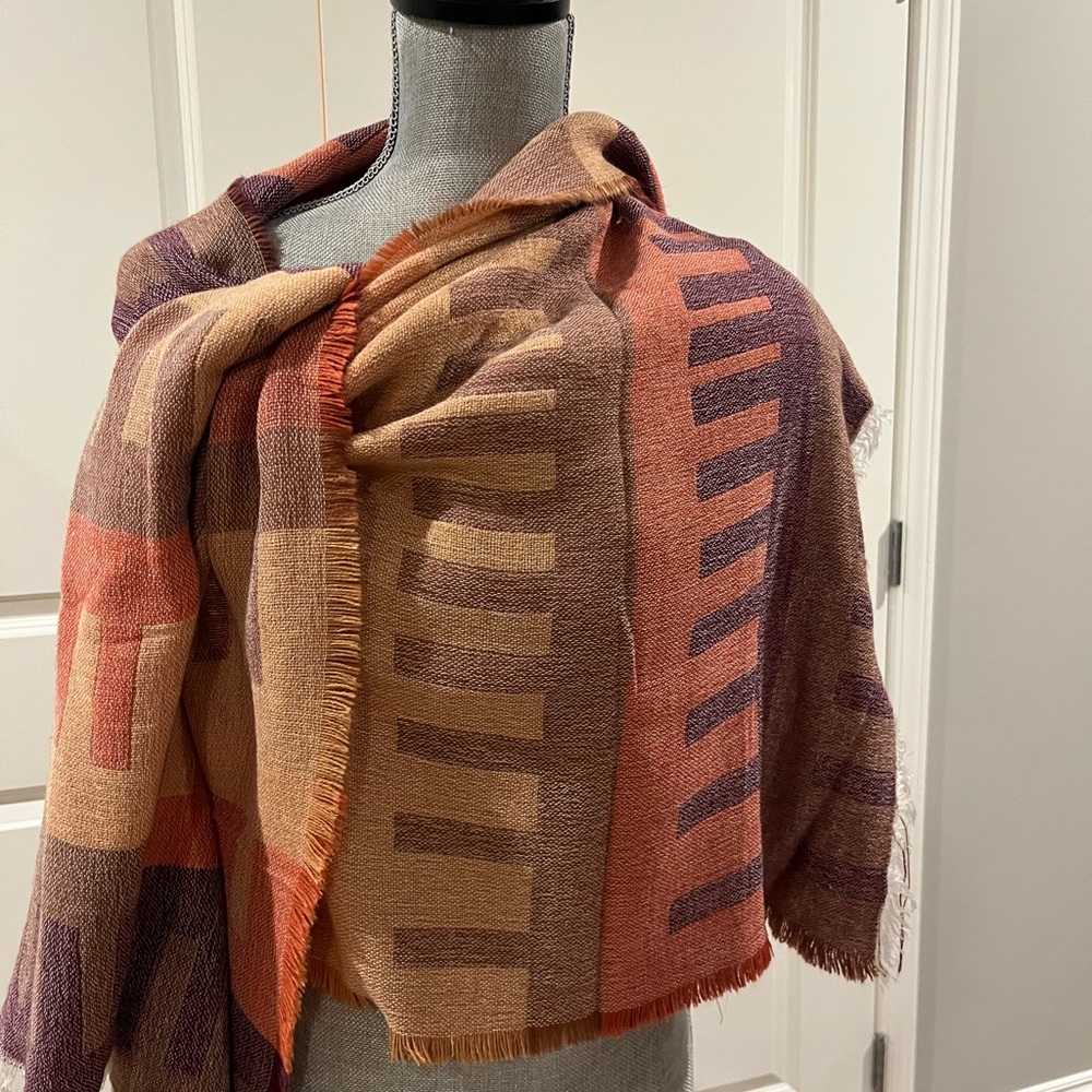 Multicolor Geometric Patterned Shawl